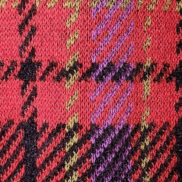 Ann Taylor Plaid Boyfriend V-Neck Cardigan Sweater Size Medium - Picture 3 of 7